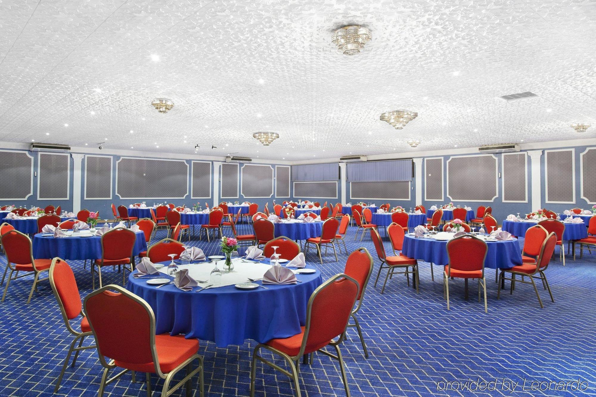 Holiday Inn Hafr Al Batin Ḩafar al Bāţin Restoran fotoğraf